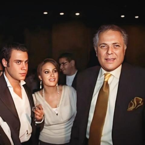 محمد إمام مع والدهعادل إمام و محمود عبد العزيز و هند صبري