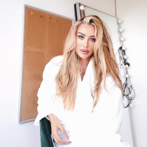 مايا دياب - صورة من فيسبوك