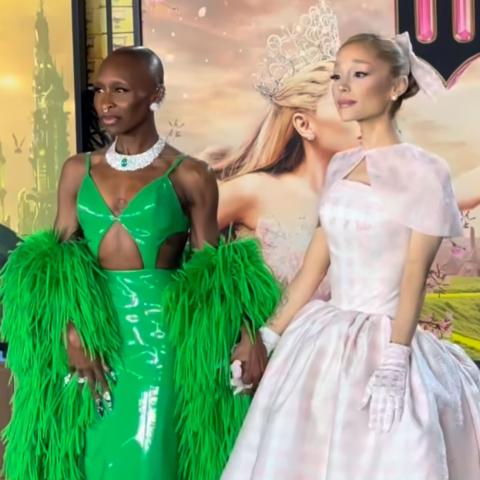 أريانا غراندي و سينثيا إريفو من عرض فيلم Wicked - صورة معدلة