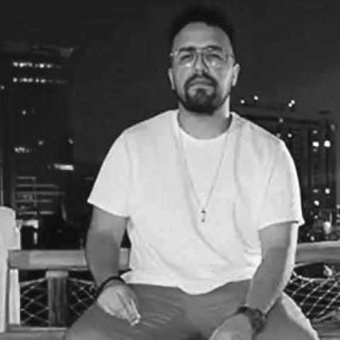 حازم عادل - صورة معدلة من السوشيال ميديا