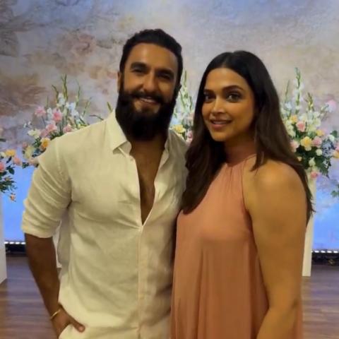 رانفير سينغ وديبيكا بادكون - إكس