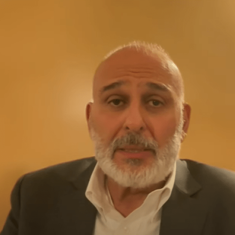 جمال سليمان - صورة معدلة من السوشيال ميديا