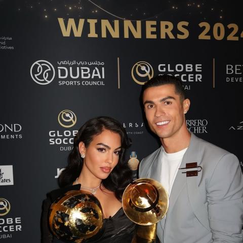 رونالدو و جورجينا رودريغيز - صورة من انستقرام