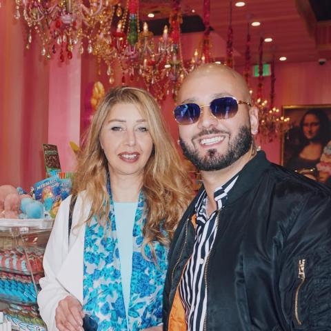 مساري مع والدته الراحلة