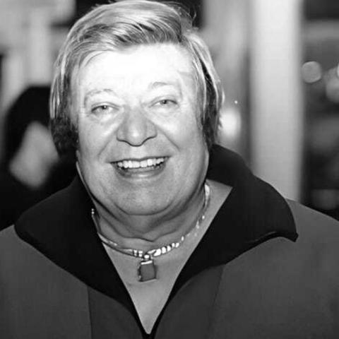 ميمي الشربيني