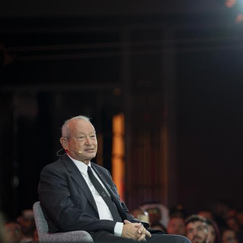 نجيب ساويرس- قمة المليار متابع