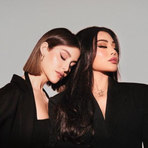 هيفاء وهبي و نور عريضة - صورة من إكس