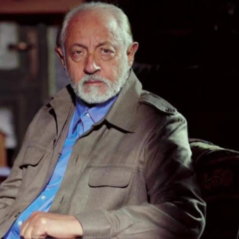 عبد العزيز مخيون