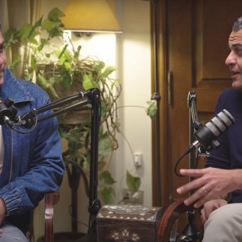 آسر ياسين وشقيقه إسلام