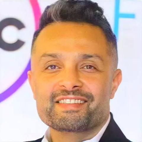 وائل عبد العزيز