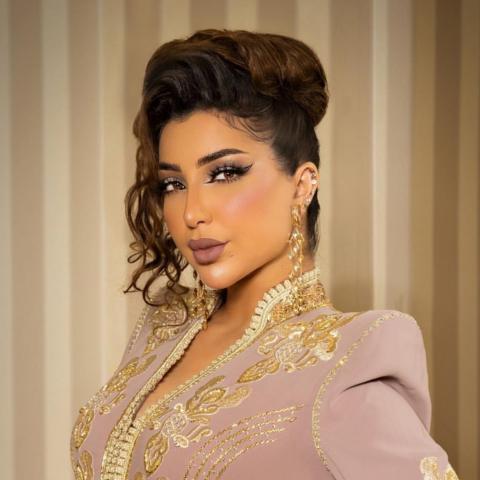 دنيا بطمة - انستغرام