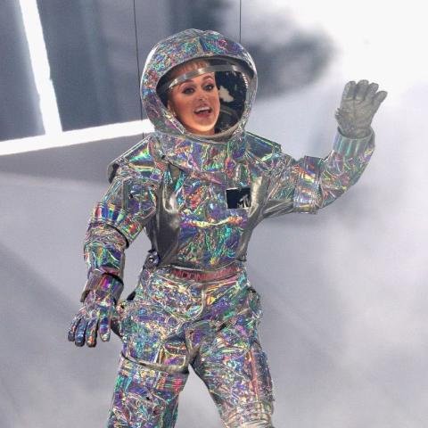 كاتي بيري - إكس