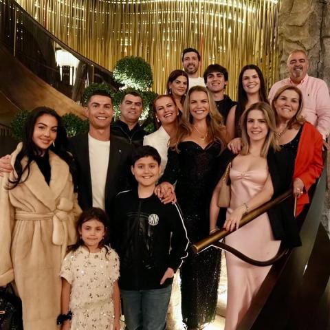 كريستيانو رونالدو  Cristiano Ronaldo - عيد ميلاده الـ40