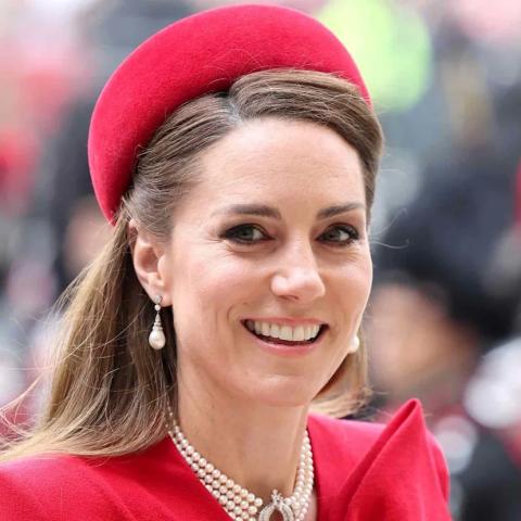 إطلالة كيت ميدلتون الحمراء لها معاني خاصة ورموز مدروسة