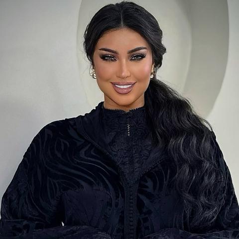 دنيا بطمة - انستغرام