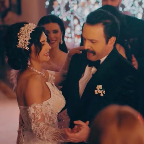 تيم حسن وكاريس بشار