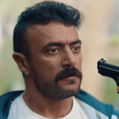 مشهد من الحلقة 8 لمسلسل فهد البطل