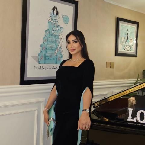 لجين عمران في عشاء تيفاني أند كو. للاحتفال بمفاهيم الحب العائلي