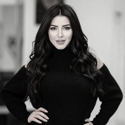 إيناس النجار