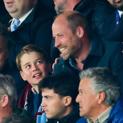 الأمير ويليام و الأمير جورج  - مبارة  Paris Saint-Germain - Aston Villa -