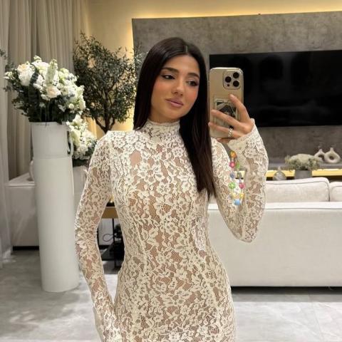 نارين بيوتي بفستان من الدانتيل وآخر مزين باللؤلؤ في تحضيرات زفافها