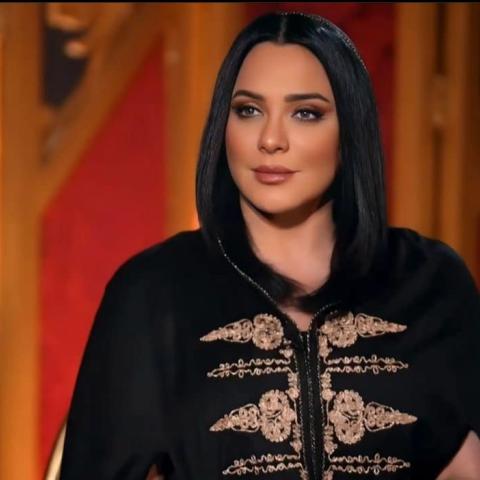 سلاف فواخرجي - صورة من فيسبوك