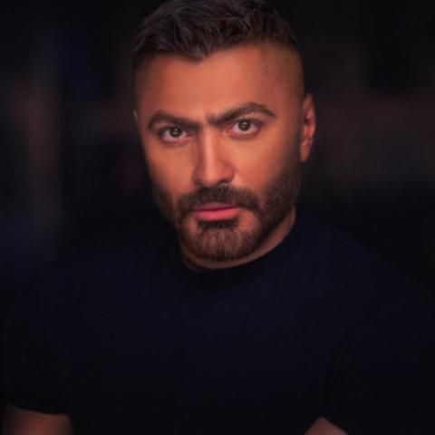 تامر حسني - صورة من فيسبوك