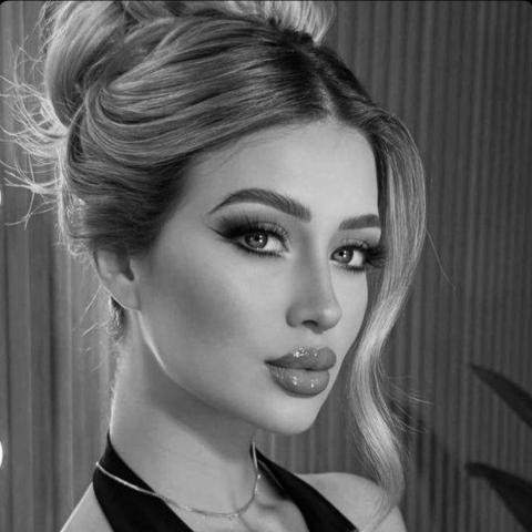 فاليريا ماركيز - إنستغرام