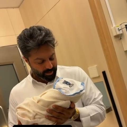 يعقوب بوشهري يستقبل مولوده الأول