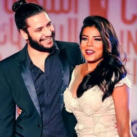 ناهد السباعي تدعم شقيقها محمد وزوجته آية سماحة