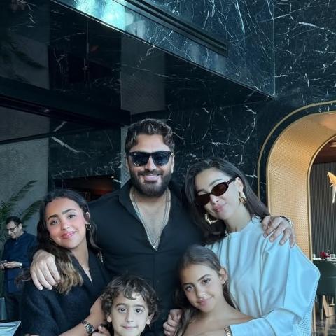 تامر حسني و بسمة بوسيل يحتفلان سويًا بعيد ميلاد ابنتيهما