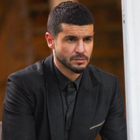 بيرك اوكتاي Berk Oktay - مقابلة مع ET بالعربي