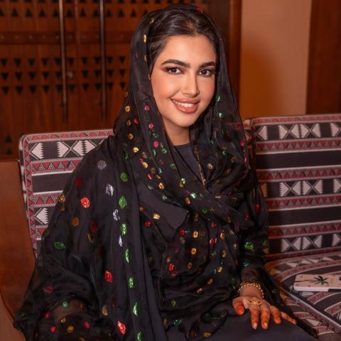 نجلاء الودعاني تعلن طلاقها رسميًا عبر سناب شات