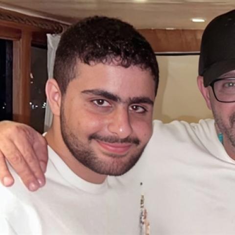 أحمد السقا وابنه حمزة