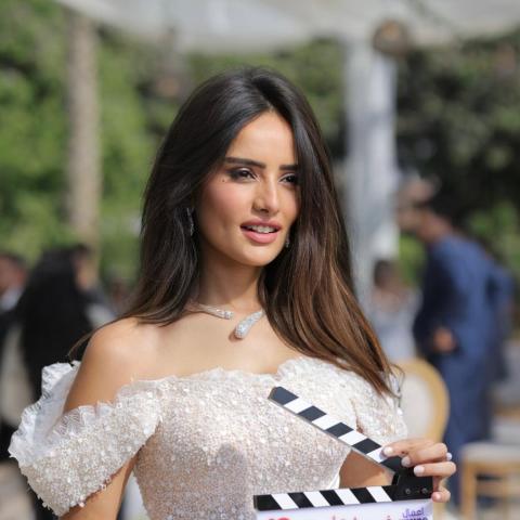 زينة في كواليس مسلسل ورد وشيكولاته