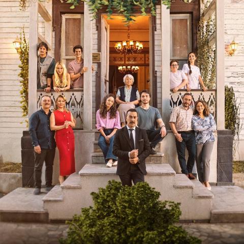 مسلسل السعادة العائلية - Aile Saadeti - مصدر الصورة غوغل