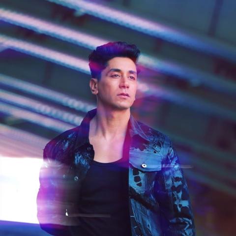 أيمن الأعتر يطرح أغنية &quot;ياللي معي&quot;