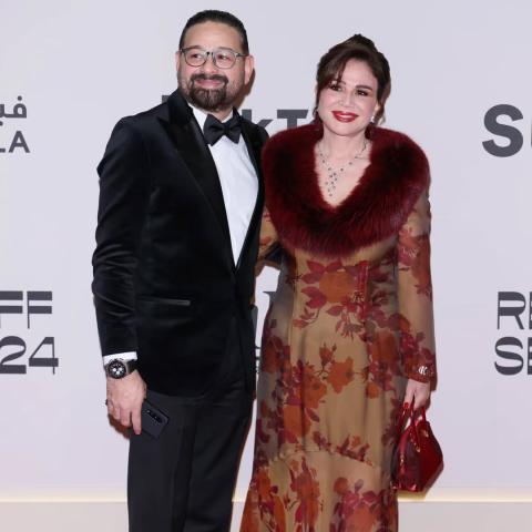 إلهام شاهين و شقيقها - صورة معدلة