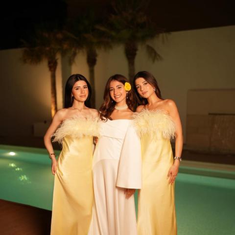 تفاصيل إطلالة شيرين عمارة وشقيقاتها في ليلة توديع العزوبية