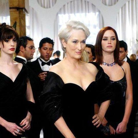 ميريل ستريب وآن هاثاواي وإميلي بلانت - إكس