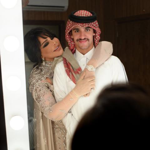 فيديو جديد لفاهد ابن أحلام يشعل مواقع التواصل… والأم ترد بحب كبير