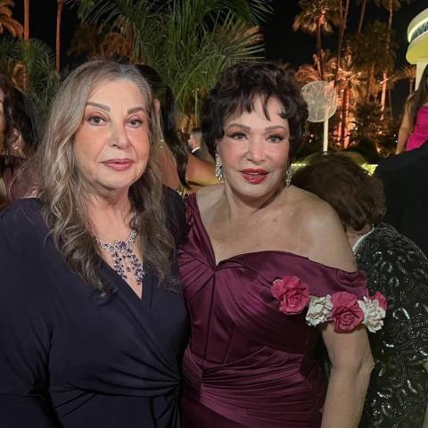 لبلبة وزوجة عادل إمام