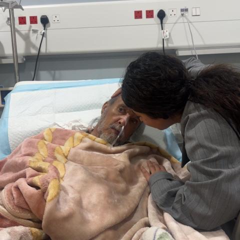 قلوب النجوم مع شجون الهاجري بعد تدهور الحالة الصحية لوالدها