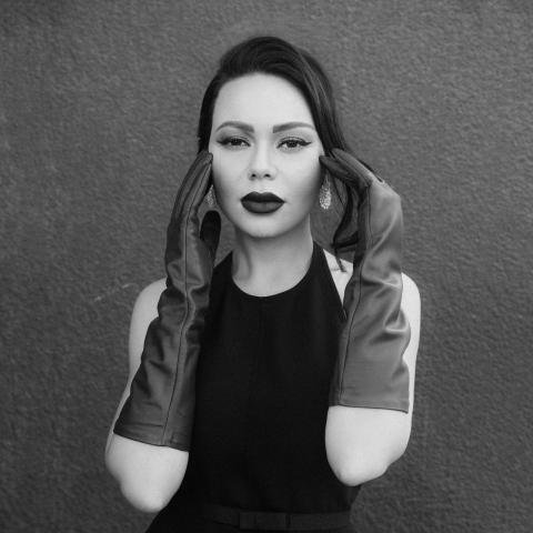 أسما إبراهيم في مزيج بين الدراما،الأناقة والغموض