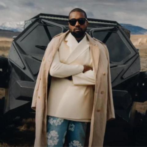 كاني ويست - إكس