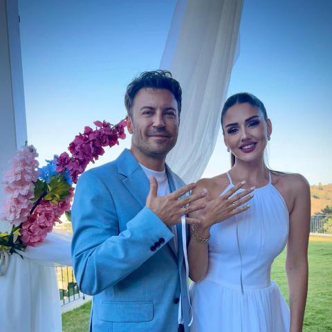 تولغا جوليتش وأويكو جنكيز - إنستغرام