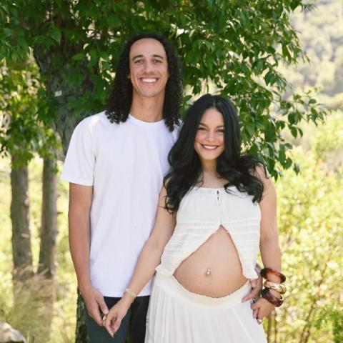 فانيسا هادجينز وكول تاكر - إنستغرام