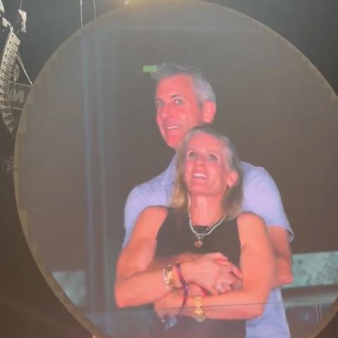 آندي بايرون وكريستين كابوت - إكس