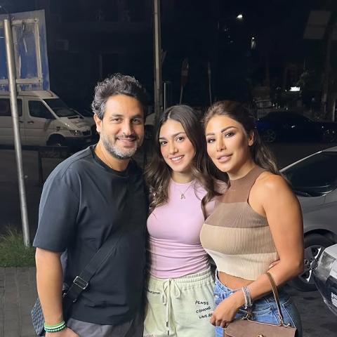 بعد غياب 15 سنة عن سوريا.. أنس نصري يعود ويفاجئ ابنته أصالة