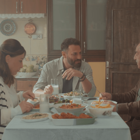 مسلسل سلمى الحلقة 11 - مسلسل امرأة التركي - مصدر الصورة شاهد